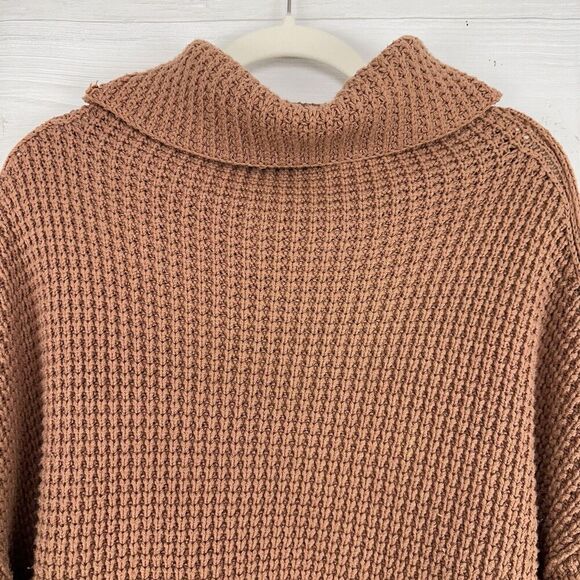 Free People Oversized Slouchy Sweater M Brown Pullover Cowl Neck Chunky Knit - Picture 4 of 14